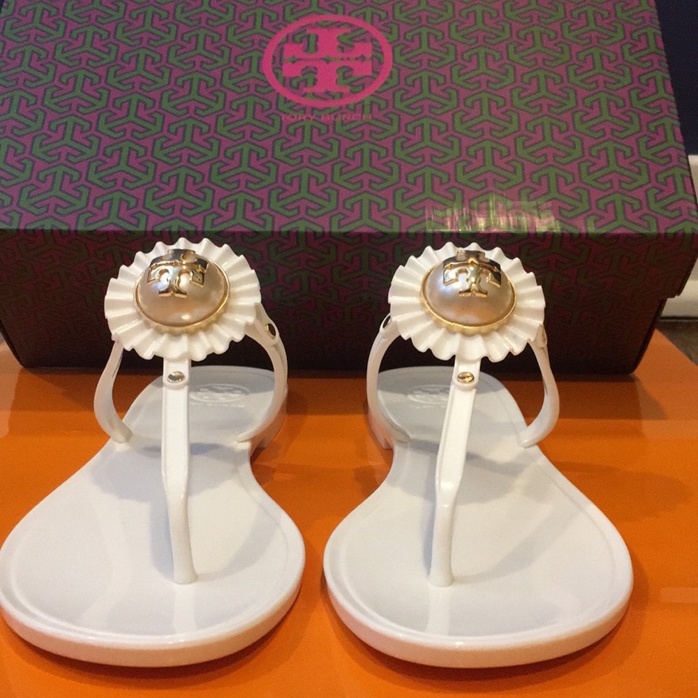 NIB Tory Burch Sandals size 6